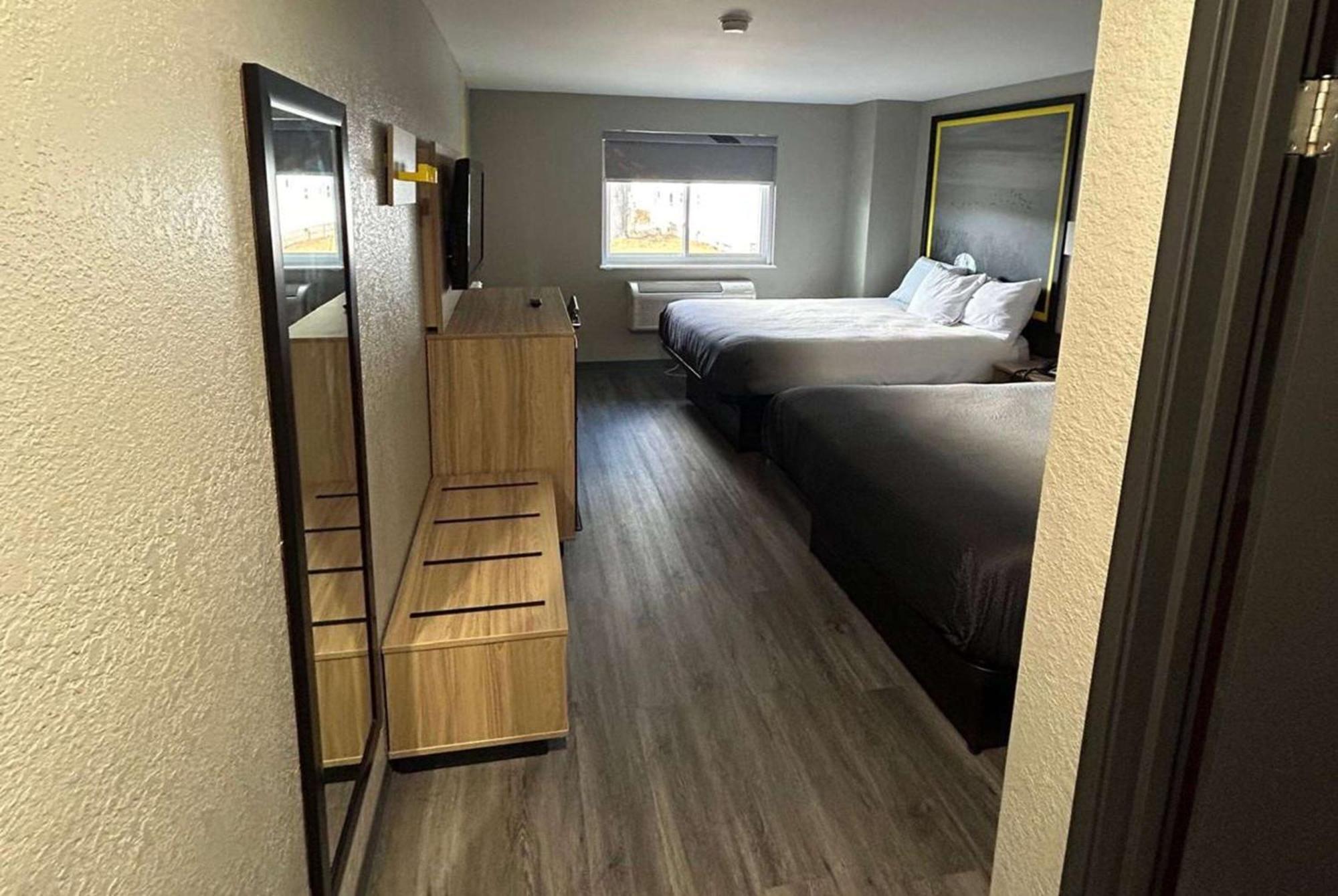 Hotel Super 8 By Wyndham Auburn Area Lewiston